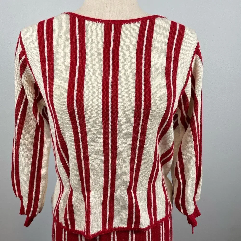 Vintage Savion Sweater and Matching Skirt Size 10